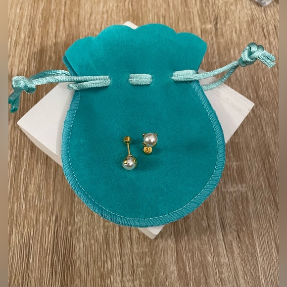 18k Plated- 16 gauge Faux Pearl Flat Back Earring Studs NWT - Picture 11 of 12